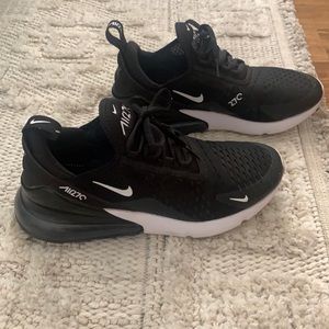 Nike Air Max 270